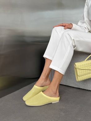 Жовті масло шкіряні закриті мюлі з перфорацією 41 розмір