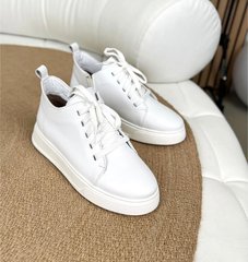 Білі шкіряні зимові кеди черевики