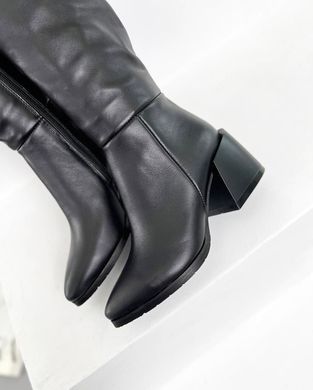 Черные кожаные высокие ботфорты на низком каблуке 36 размер