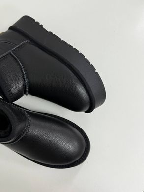 Чорні шкіряні короткі жіночі угги на платформі 36 розмір