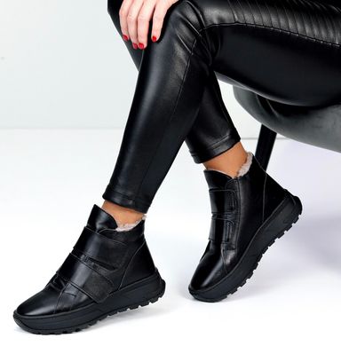 Чорні шкіряні зимові жіночі кросівки на липучках 36 розмір