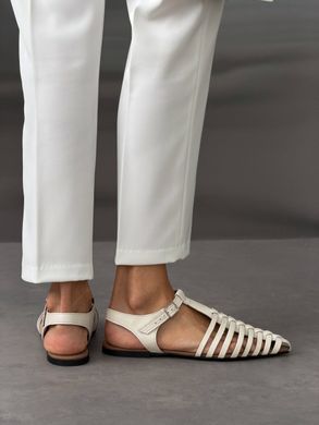 Молочные кожаные босоножки с острым носиком низкий ход 36 размер