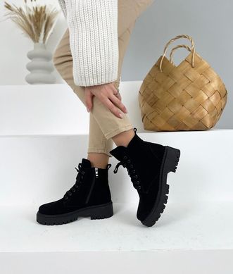 Черные замшевые зимние ботинки на шнуровке 36 размер