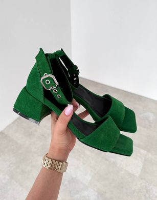 Зеленые замшевые босоножки на низком каблуке 36 размер