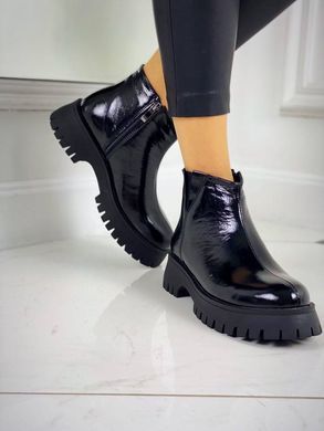 Черные лаковые зимние низкие ботинки челси