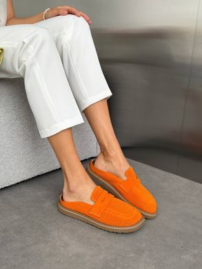 Помаранчеві замшеві анатомічні сабо barefoot з перфорацією 41 розмір
