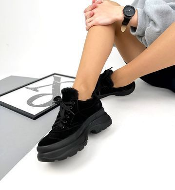 Чорні замшеві зимові кросівки на платформі 40 розмір