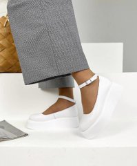 Білі шкіряні туфлі на платформі з ремінцем 36 розмір